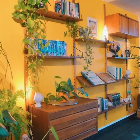 펜션 Vintage Style Botanical Home With Jacuzzi In Gent