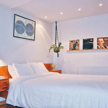 Vintage Style Botanical Home With Jacuzzi In Gent