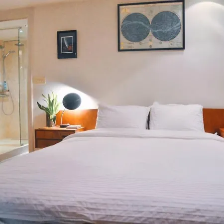 Vintage Style Botanical Home With Jacuzzi In Gent 펜션