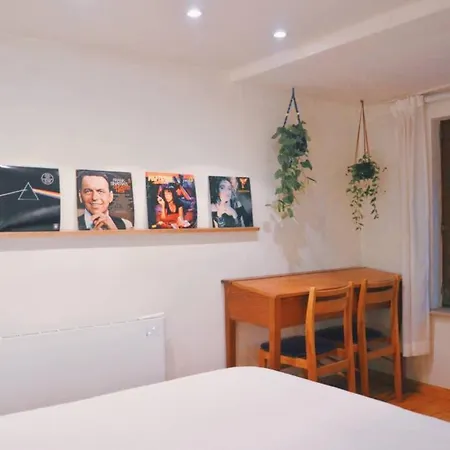 Vintage Style Botanical Home With Jacuzzi In Gent *