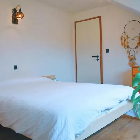 펜션 Vintage Style Botanical Home With Jacuzzi In Gent 헨트